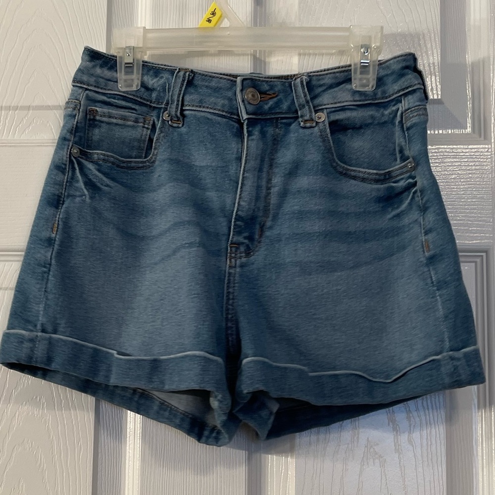 American Eagle stretch Jean shorts. Size 0.